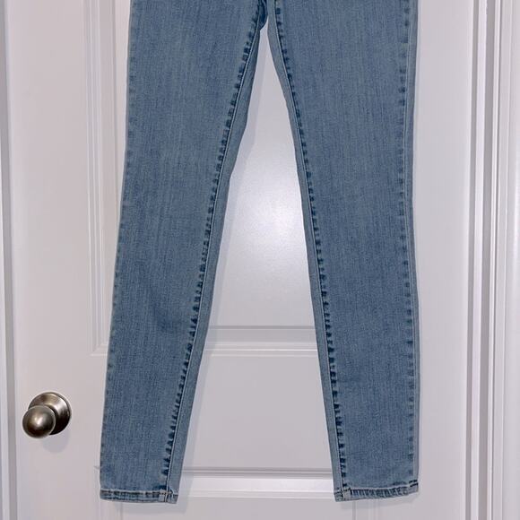 Victoria's Secret High Rise Skinny Jeans - Picture 3 of 8